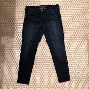 Medium wash skinny jean